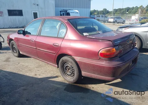 1998 Chevrolet Malibu z USA, uszkodzony, nr VIN 1G1ND52M3W6221579
